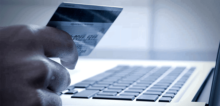 Amazon, JD.com y Vipshop: el ecommerce desplaza al 'brick' entre los gigantes del retail Amazon, JD.com y Vipshop: el ecommerce desplaza al 'brick' entre los gigantes del retail